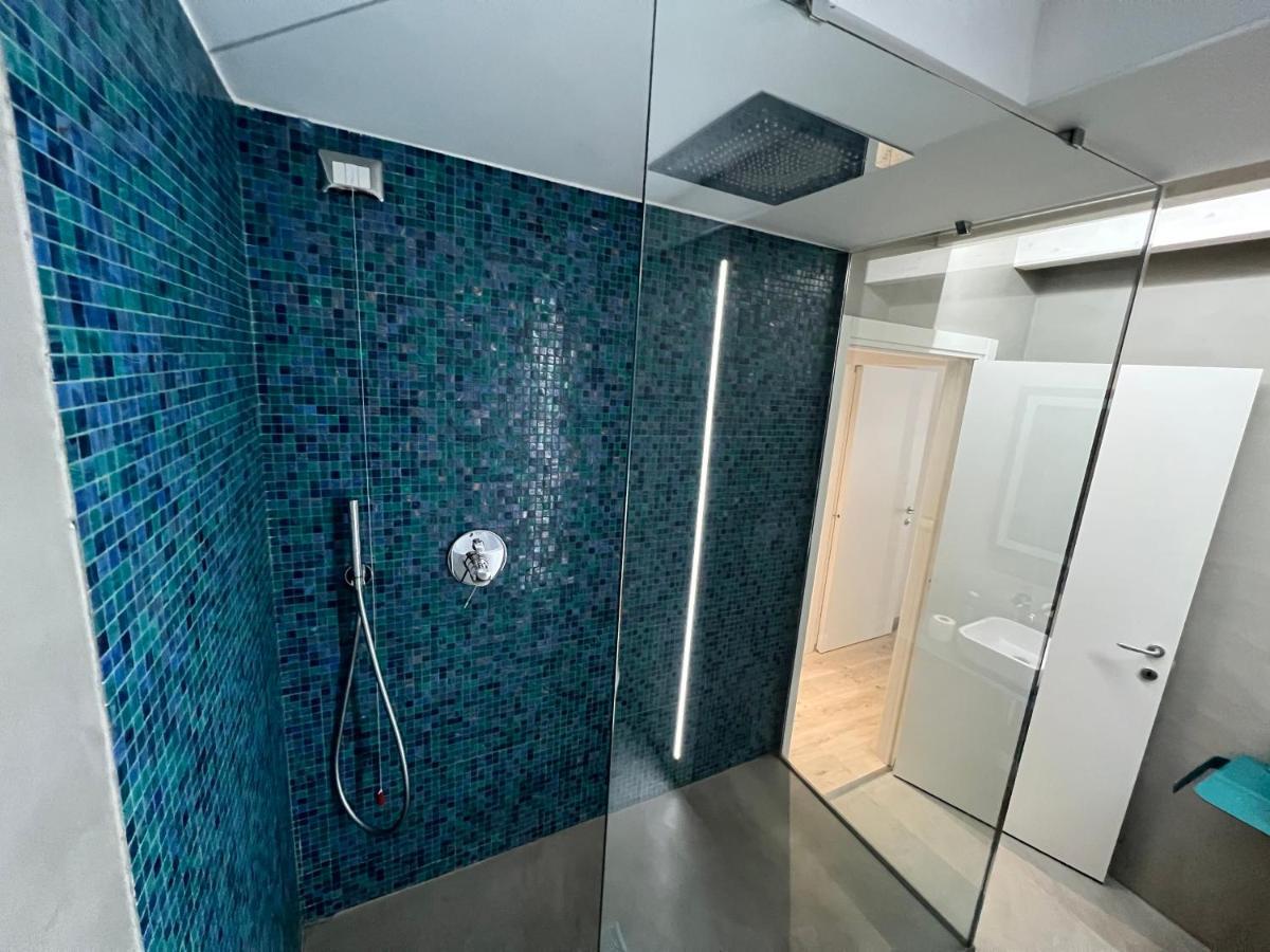 Larius Apartment โกโม ภายนอก รูปภาพ